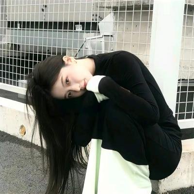 飘动的红丝带